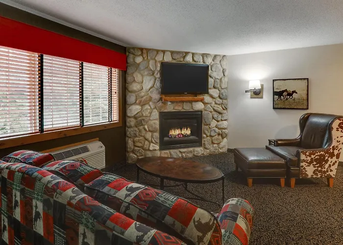 Stoney Creek 3*